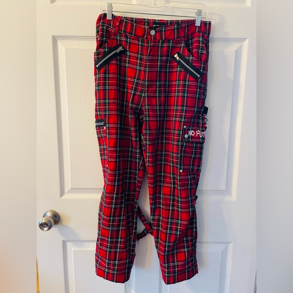 No  Future Red Plaid Casual Cargo Pants with Zipper Accents